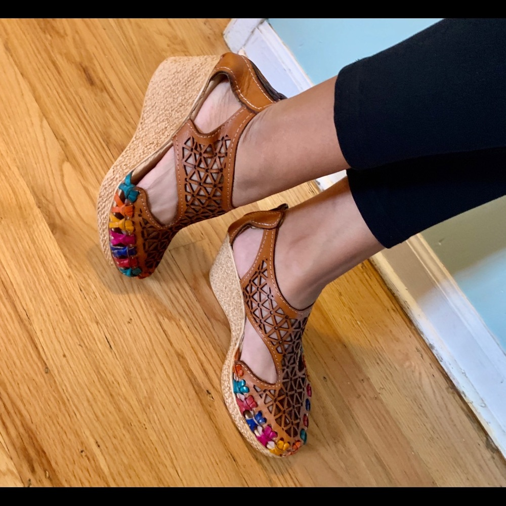 Wedges leather sandals